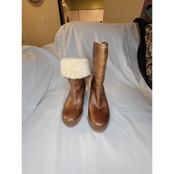 UGG Australia Lynnea Sheepskin Lined Brown Leather Clog Boots Size 6 - Picture 8 of 12
